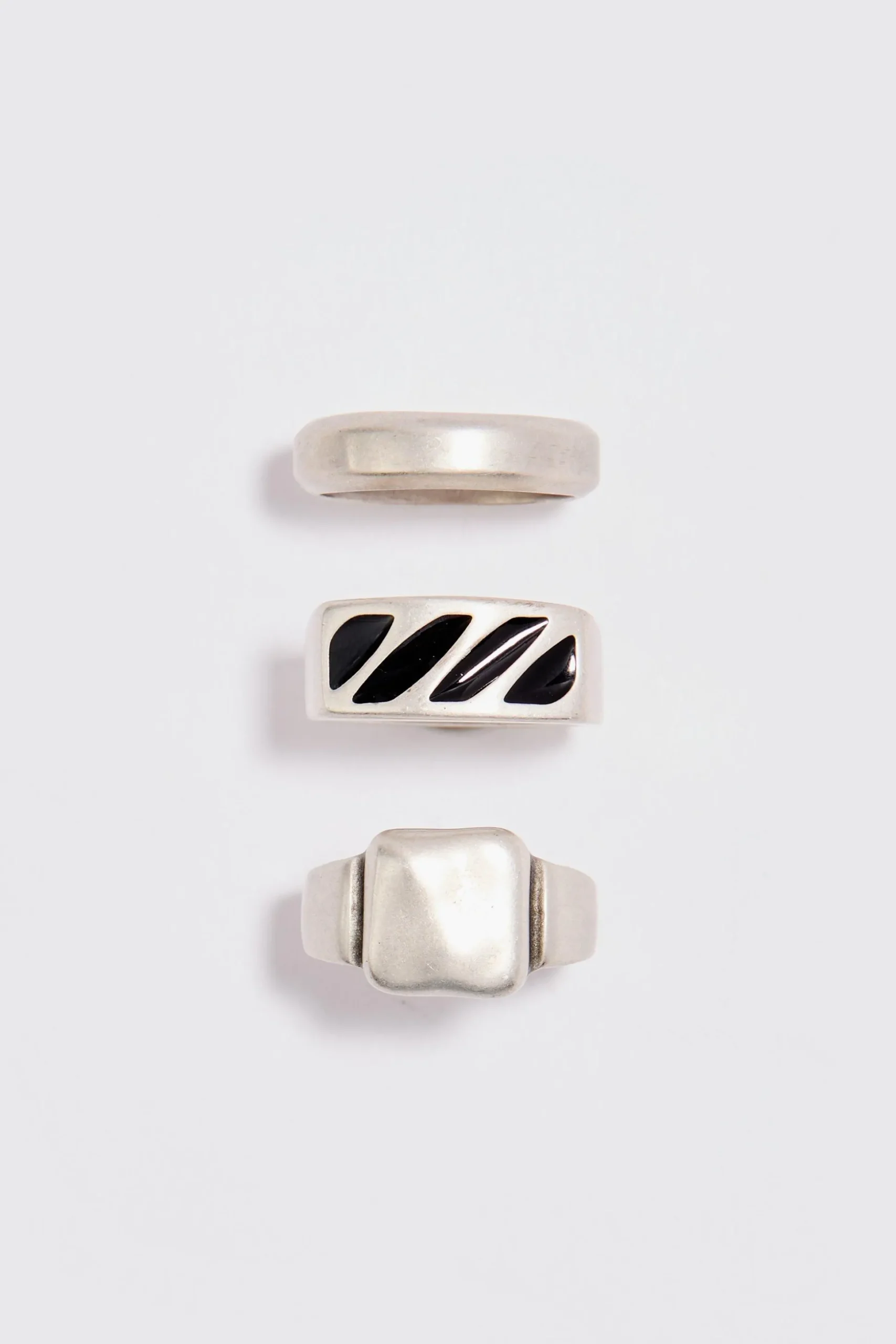 3 Pack Basic Signet Rings | BoohooMAN UK
