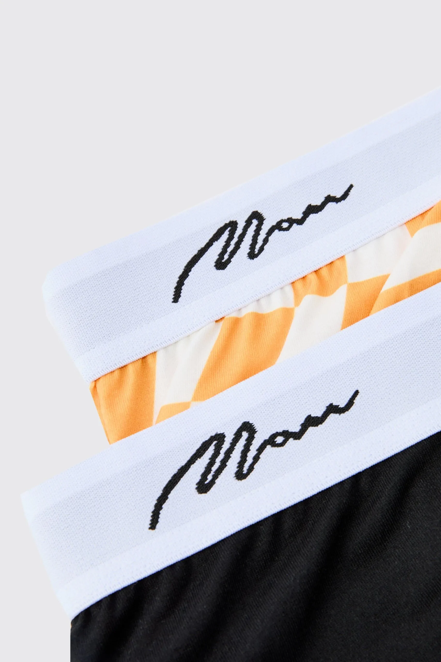 2 Pack Man Check Briefs | BoohooMAN UK