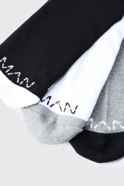 3 Pack Man Dash Activewear Ankle Socks | BoohooMAN UK