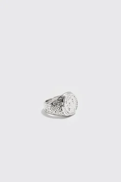2 Pack Signet Rings In Silver | BoohooMAN UK