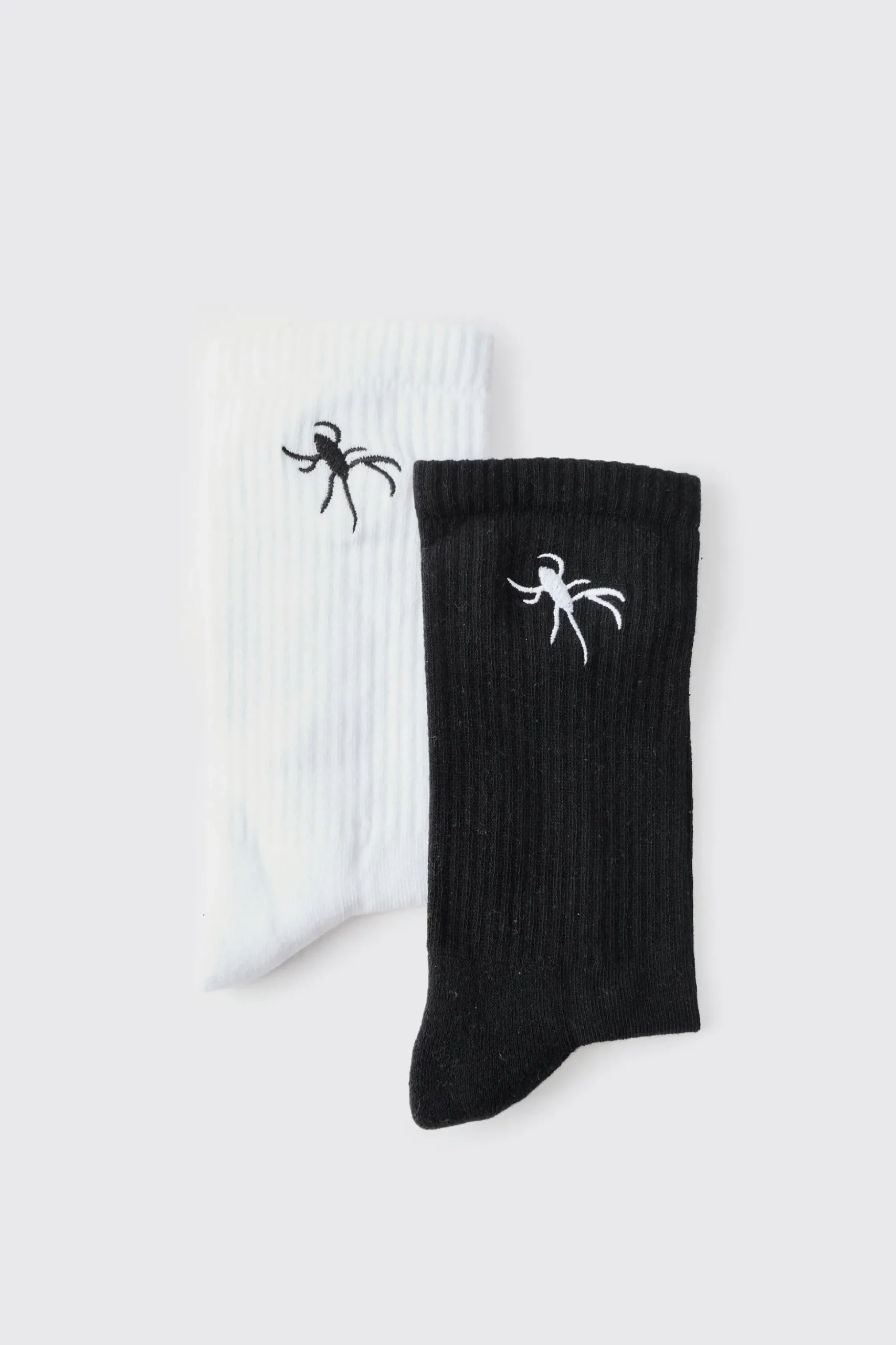 2 Pack Spider Embroidered Socks | BoohooMAN UK
