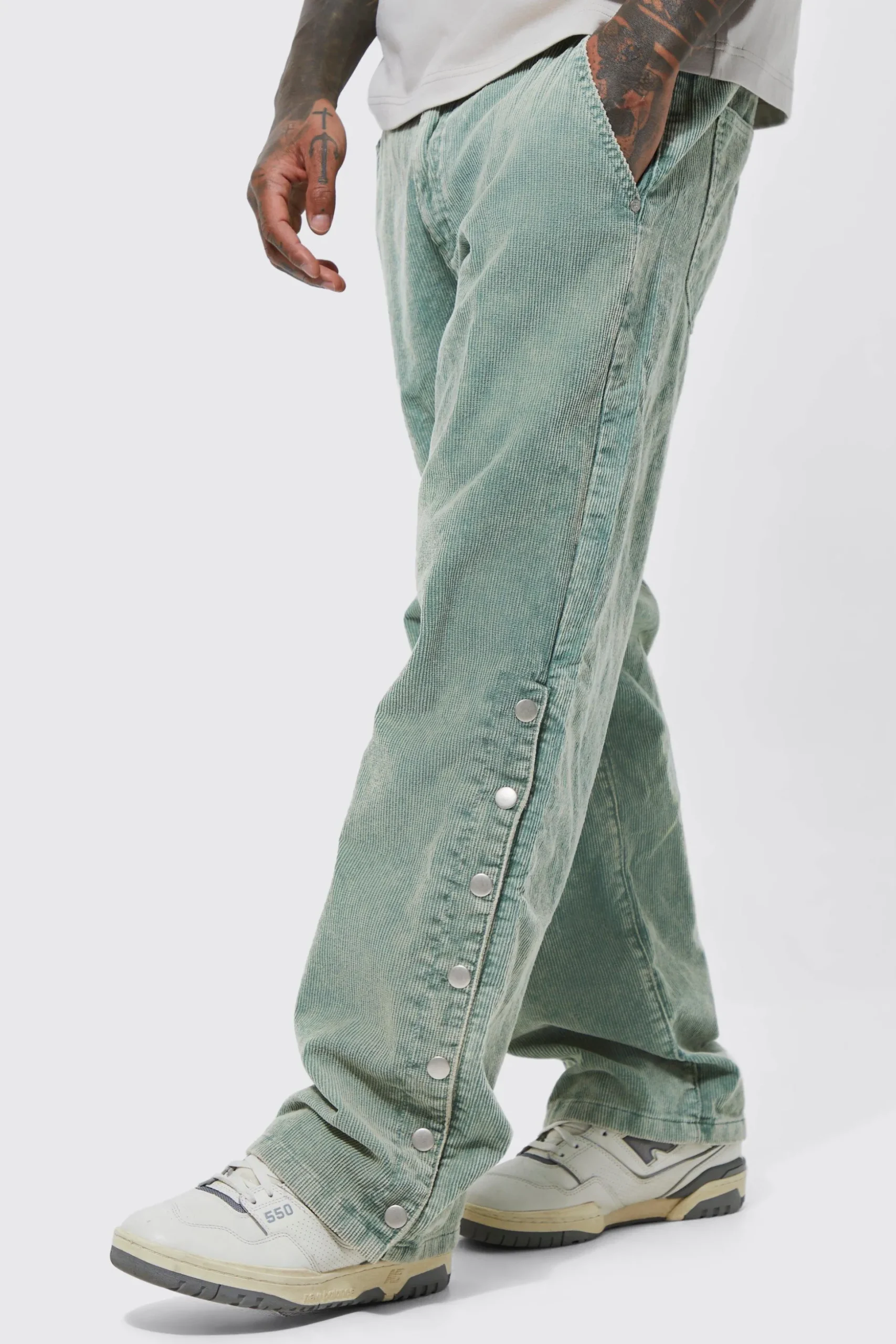 Acid Wash Relaxed Fit Popper Corduroy Trousers | BoohooMAN UK