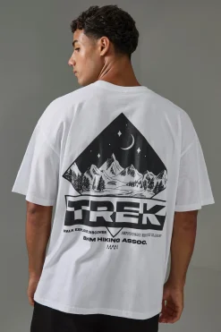 Active Oversized Trek Hiking T-shirt | BoohooMAN UK