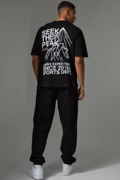 Active Oversized Urban Expeditions T-shirt | BoohooMAN UK