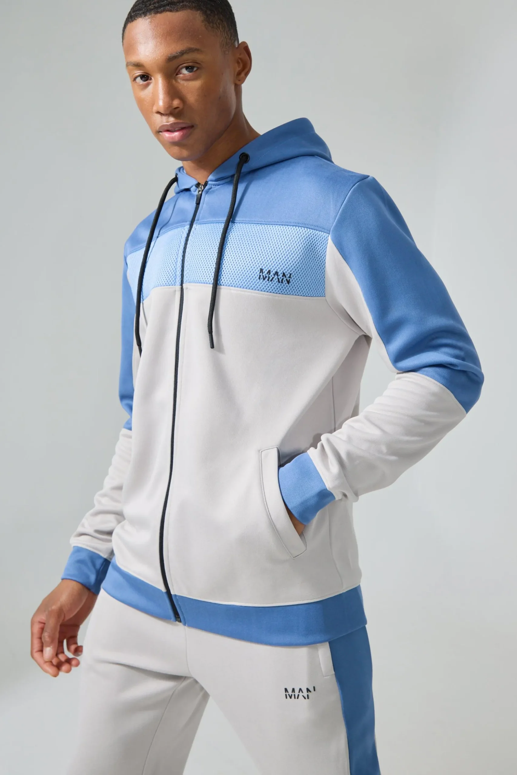 Active Scuba Mesh Panel Zip Through Tracksuit | BoohooMAN UK