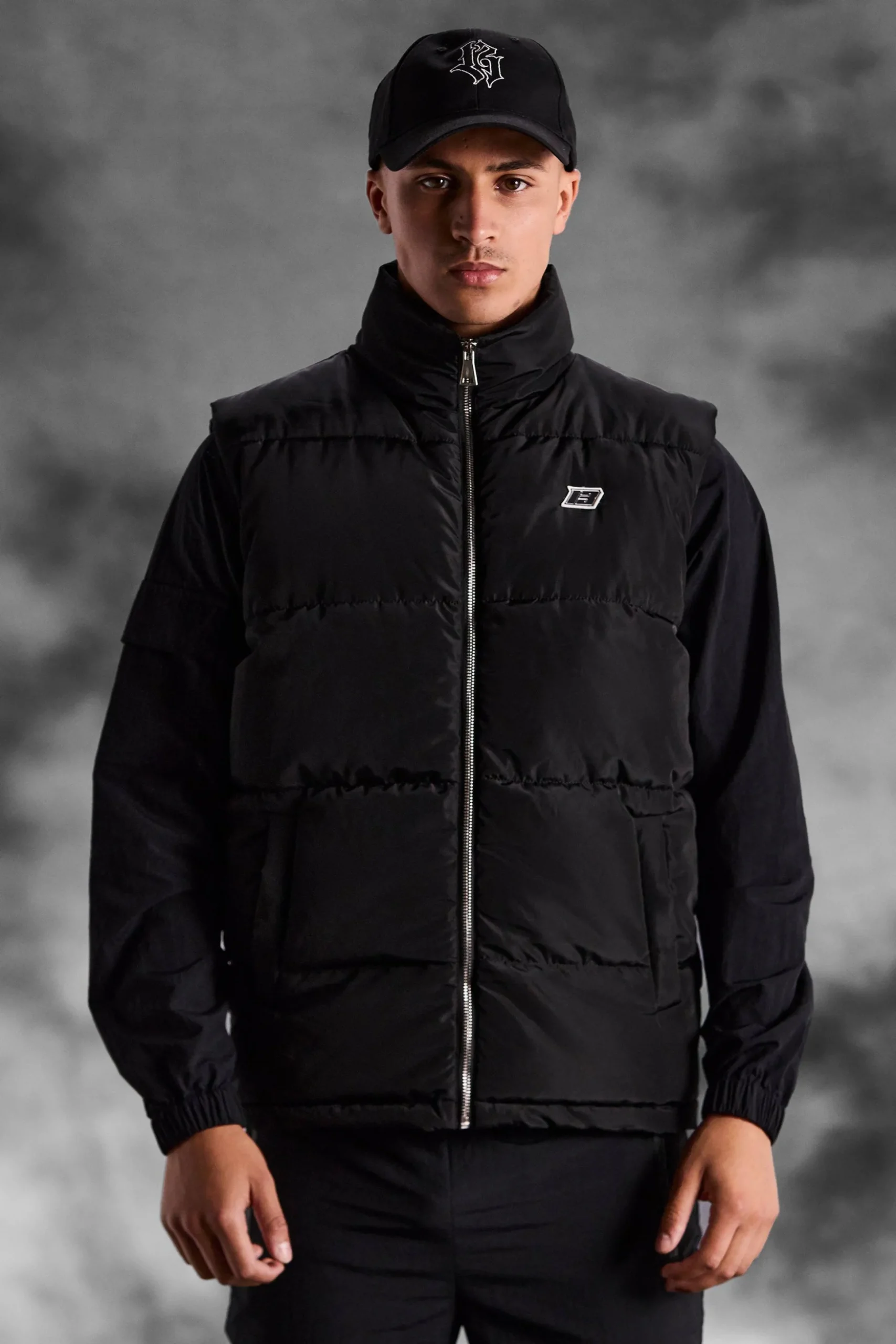 ArrDee Funnel Neck Quilted 13 Gilet | BoohooMAN UK