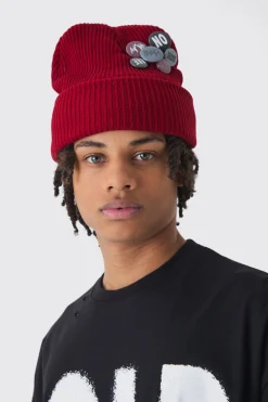 Badge And Pin Detail Beanie In Red | BoohooMAN UK