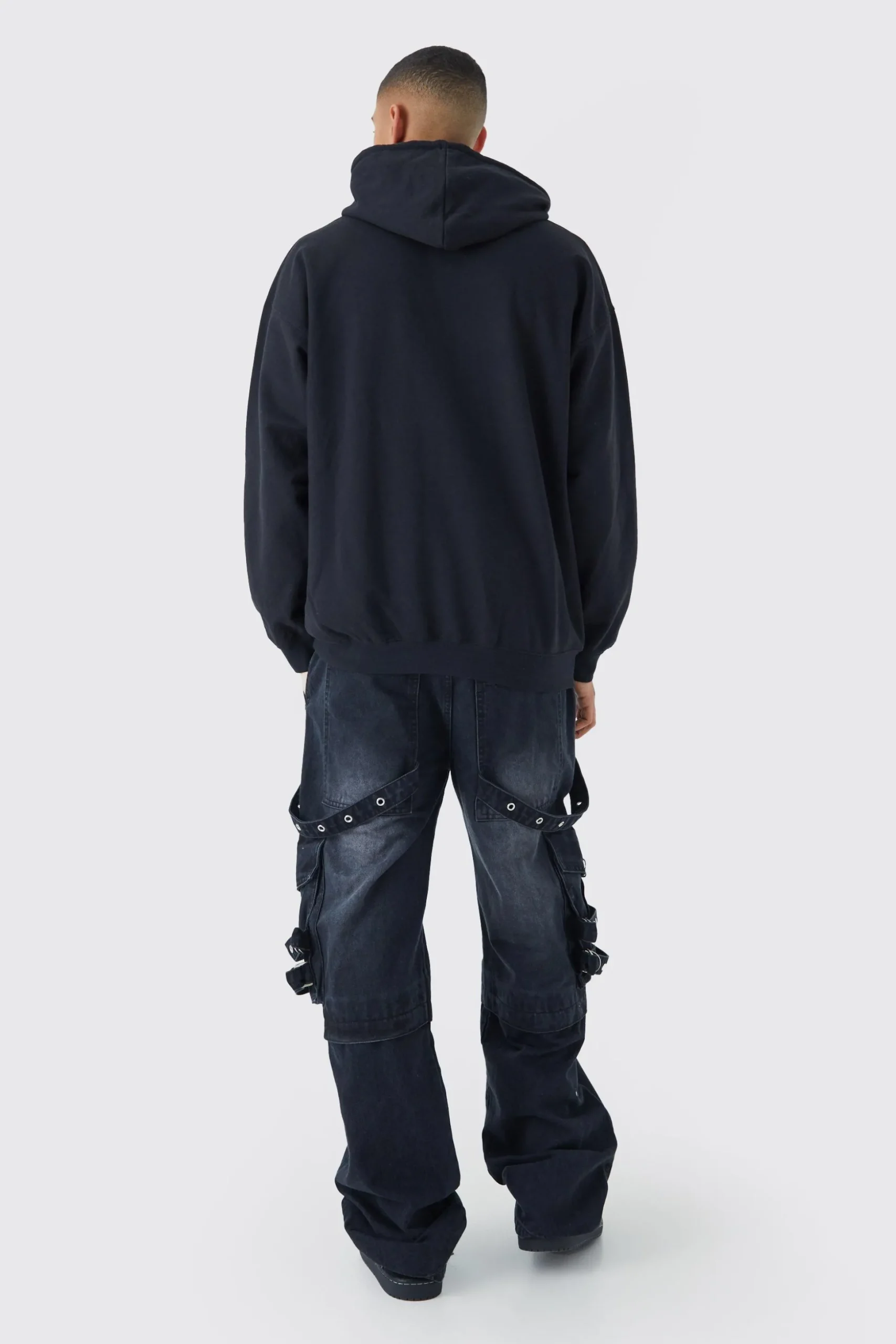 Baggy Rigid Cargo Strap Jeans In Washed Black | BoohooMAN UK