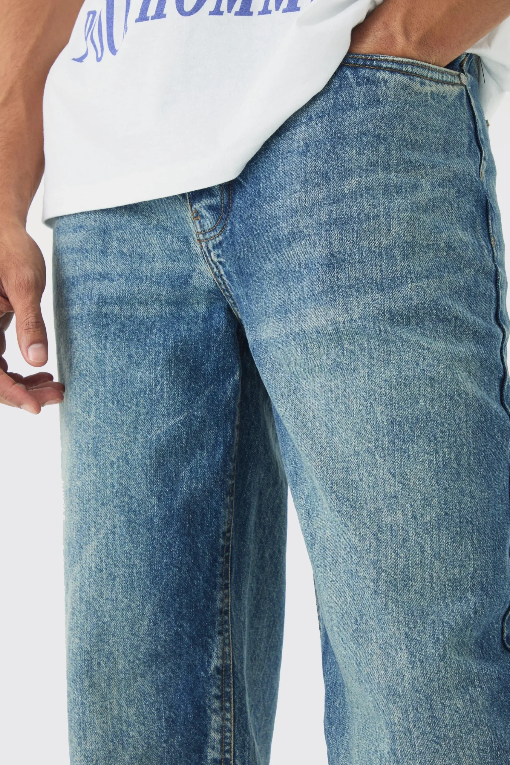 Baggy Rigid Jean In Vintage Blue | BoohooMAN UK