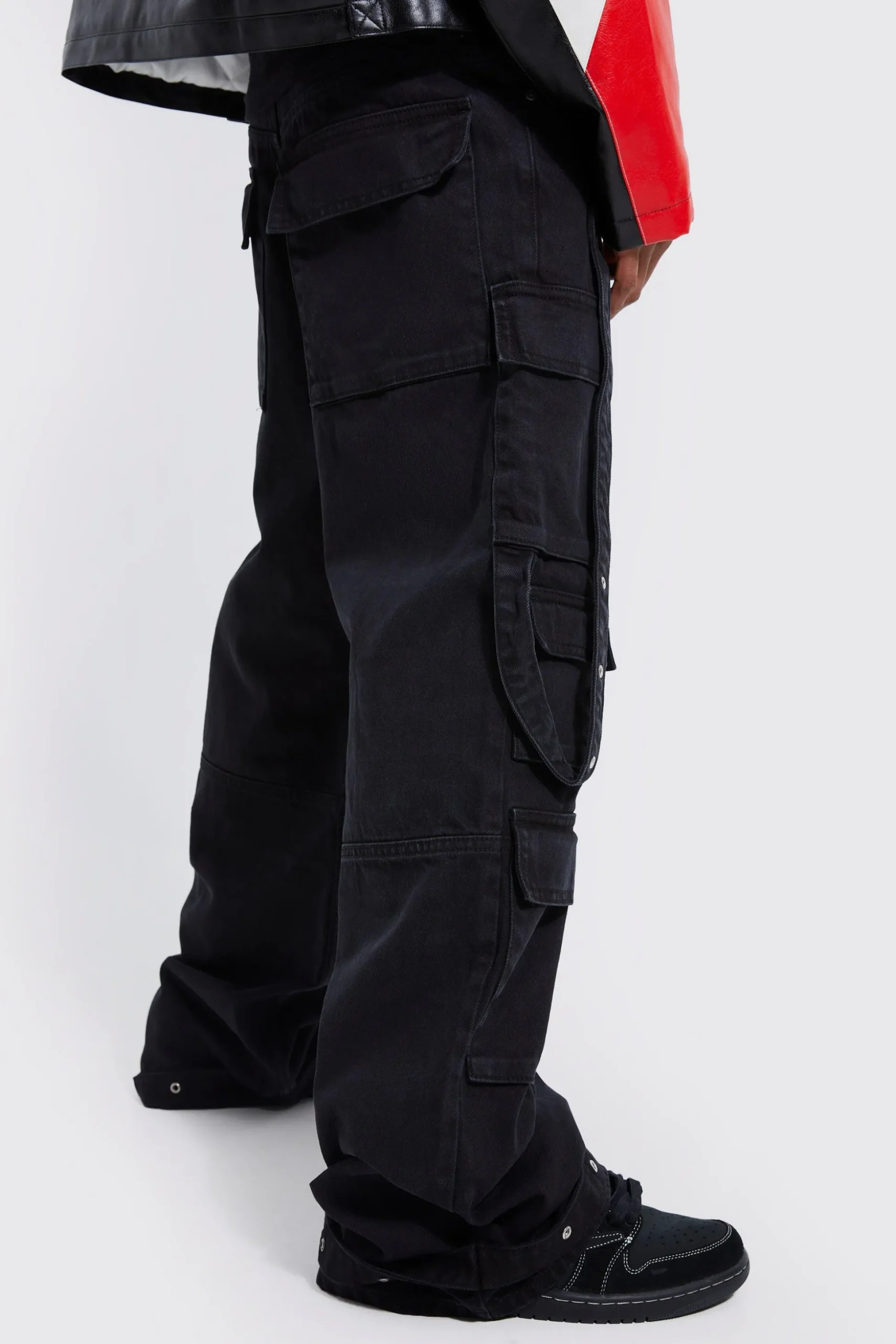 Baggy Rigid Multi Pocket Flare Jeans | BoohooMAN UK