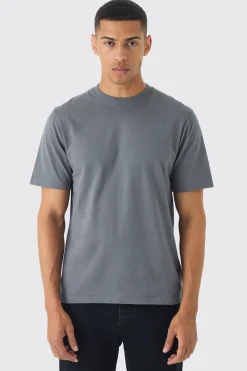Basic Crew Neck T-shirt | BoohooMAN UK