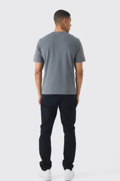 Basic Crew Neck T-shirt | BoohooMAN UK