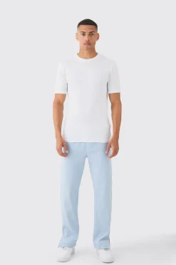 Basic Muscle Fit T-shirt | BoohooMAN UK
