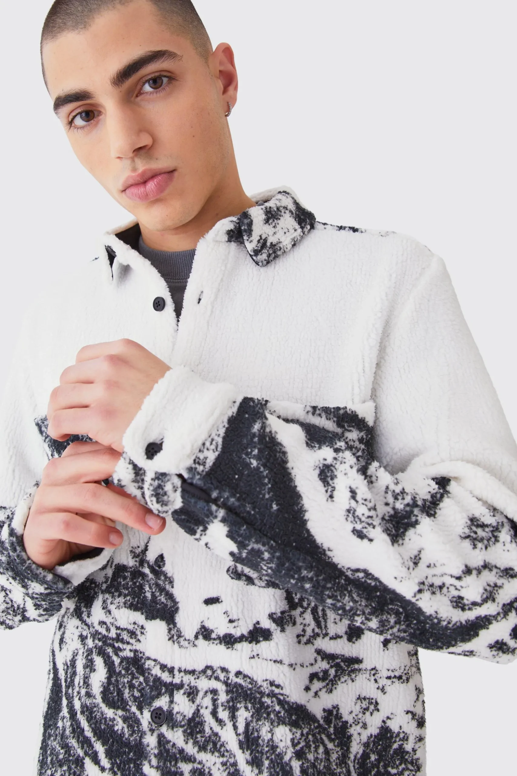 Borg Simple Mountain Overshirt | BoohooMAN UK