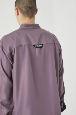 Boxy Collarless Soft Twill Label Shirt | BoohooMAN UK