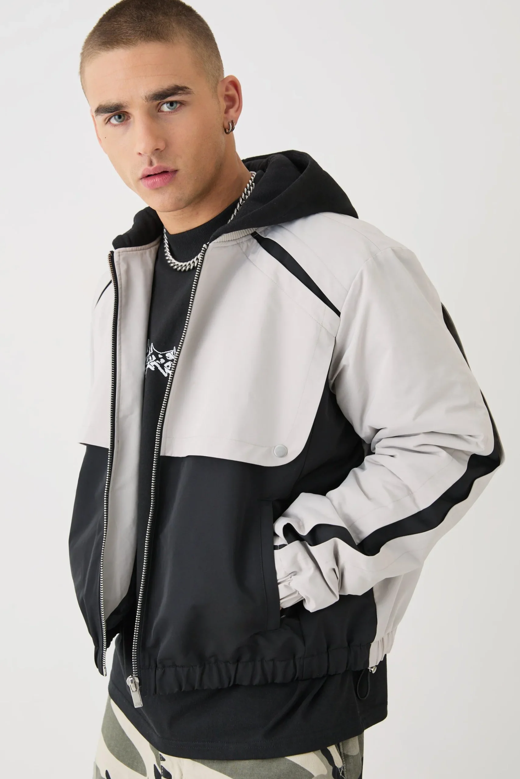 Boxy Colour Block Panel Hooded Bomber In Black | BoohooMAN UK