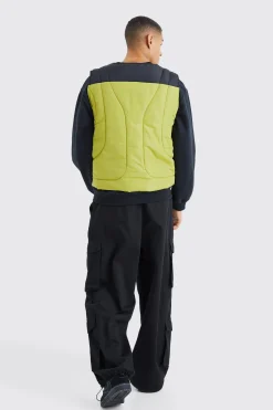 Boxy Curved Quilted Gilet | BoohooMAN UK