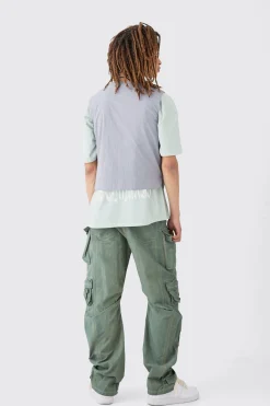 Boxy Fit Crinkle Nylon Gilet | BoohooMAN UK