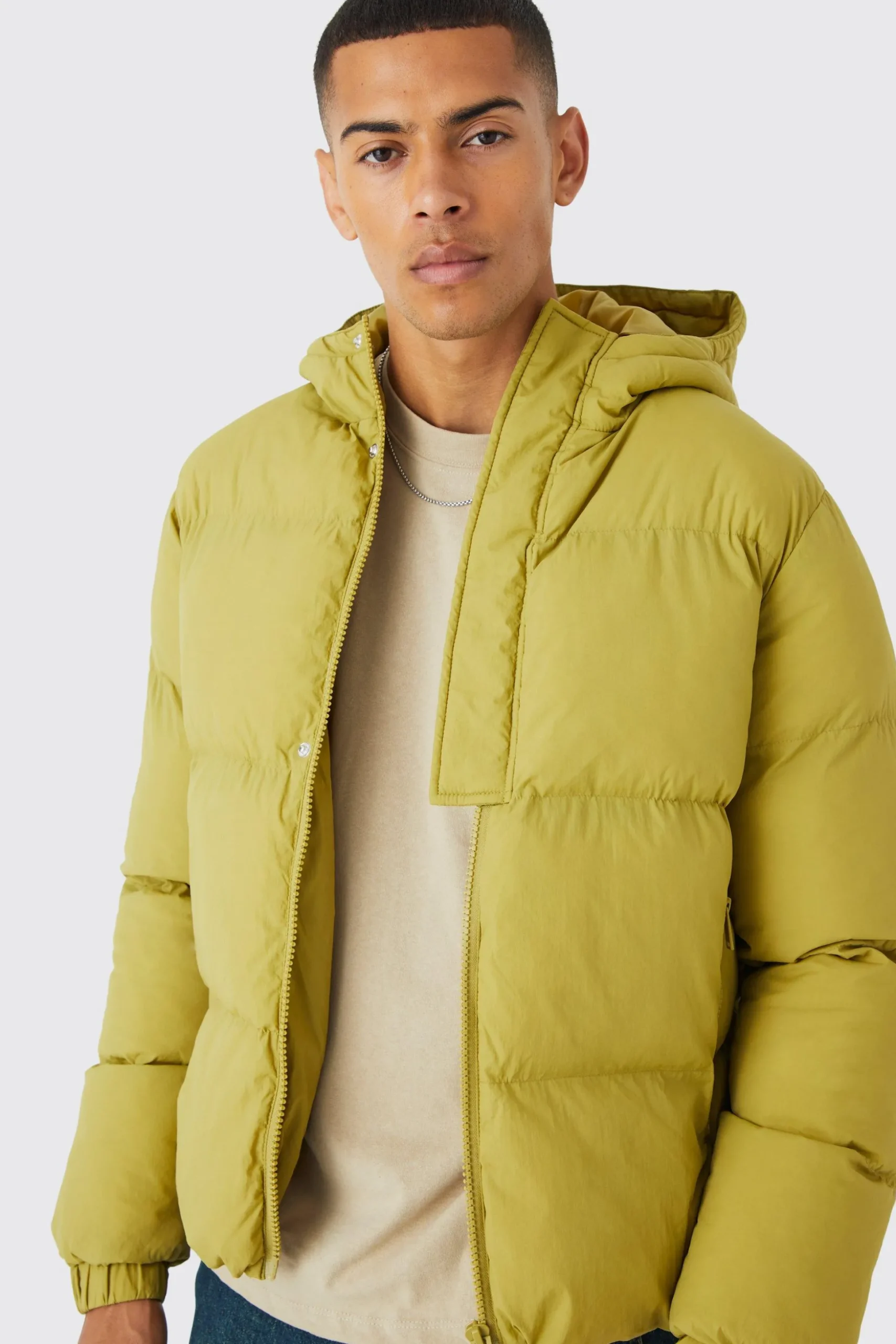 Boxy Hooded Puffer With Half Placket | BoohooMAN UK
