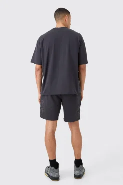 Boxy Man Distressed T-Shirt & Shorts Set | BoohooMAN UK