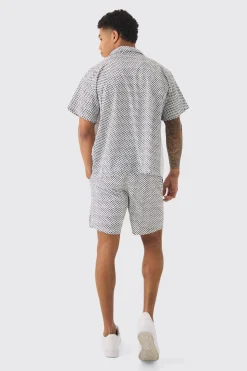 Boxy Mesh Photo Print Shirt & Short | BoohooMAN UK
