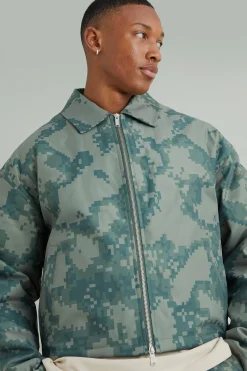 Boxy Pixelated Camo Harrington | BoohooMAN UK