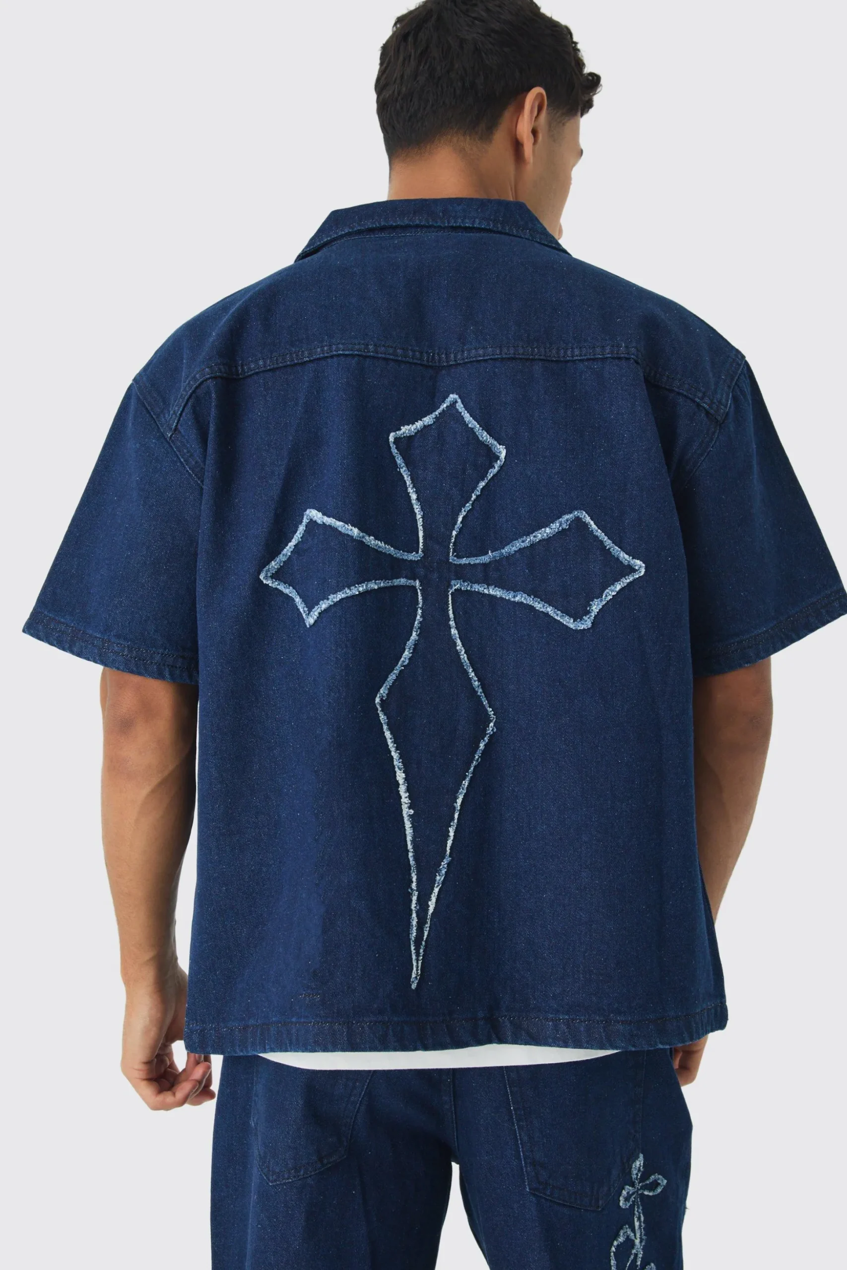 Boxy Revere Raw Edge Denim Cross Applique Shirt | BoohooMAN UK