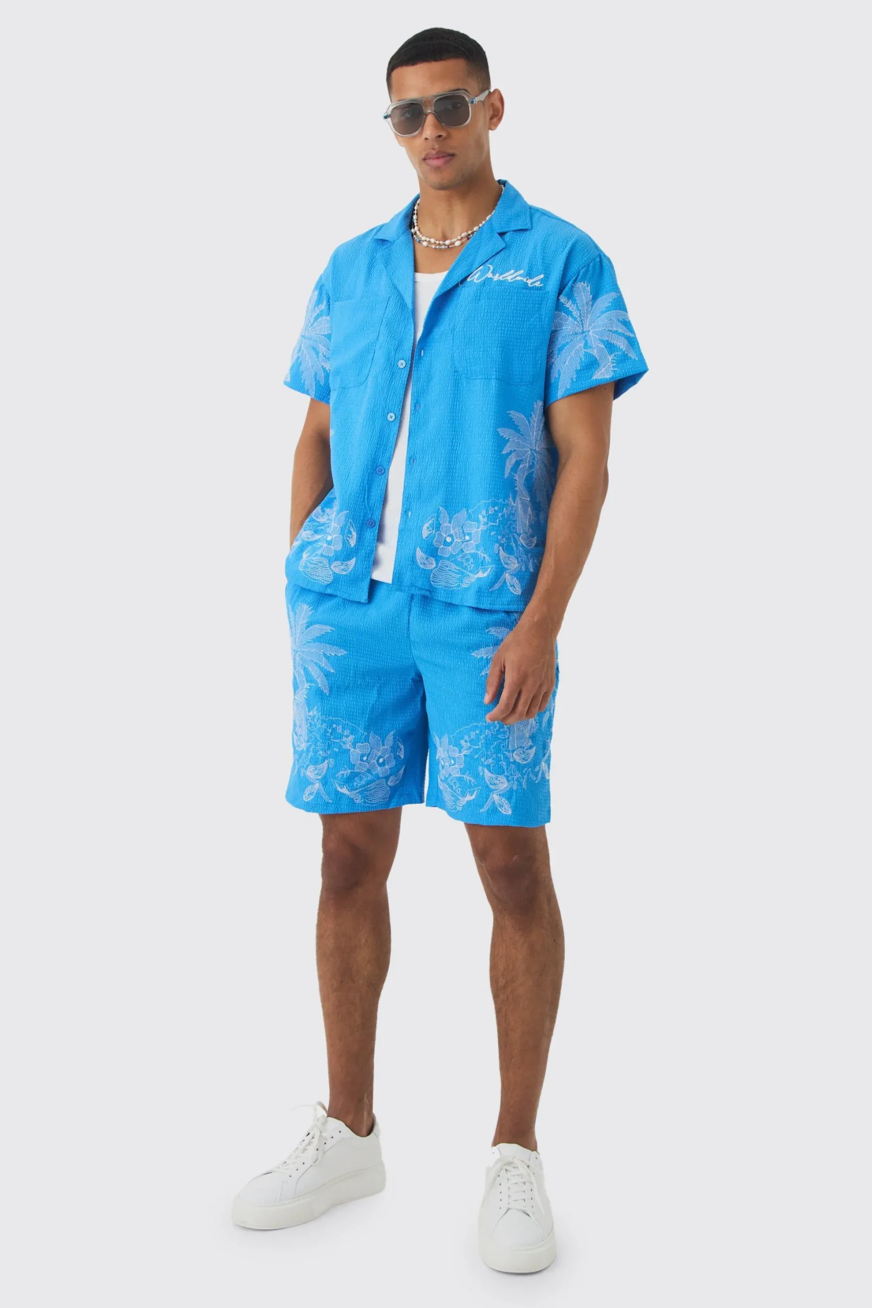 Boxy Seersucker Embroidered Floral Shirt & Short Set | BoohooMAN UK