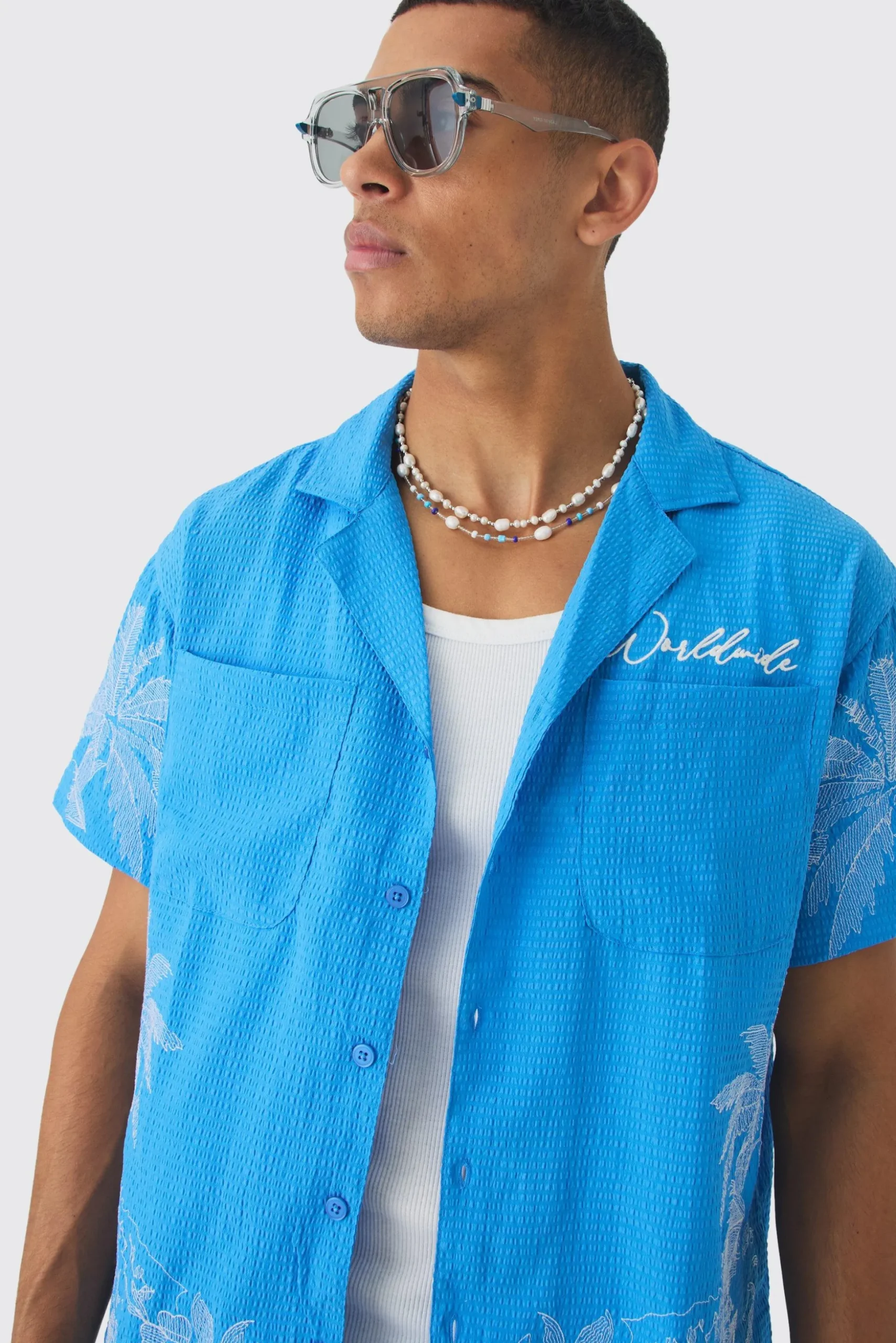 Boxy Seersucker Embroidered Floral Shirt & Short Set | BoohooMAN UK