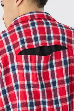 Boxy Short Sleeve Back Vent Check Shirt | BoohooMAN UK