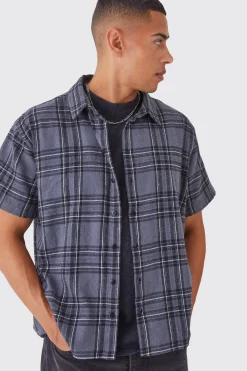 Boxy Short Sleeve Back Vent Check Shirt | BoohooMAN UK