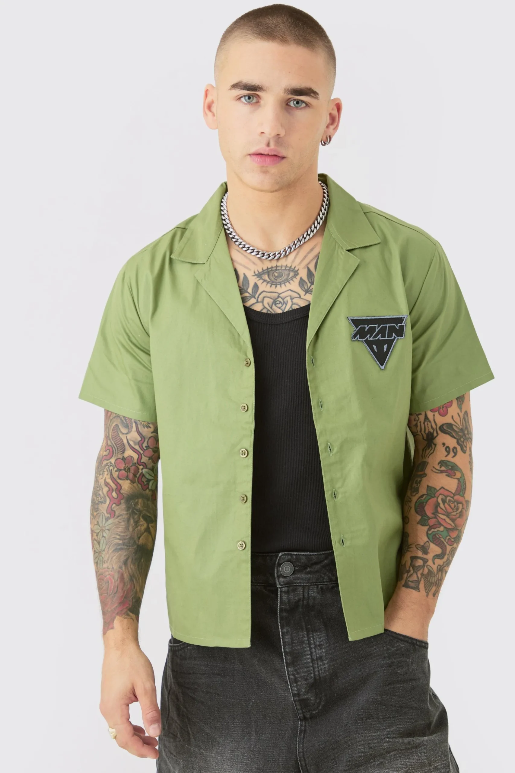 Boxy Short Sleeve Moto Poplin Shirt | BoohooMAN UK