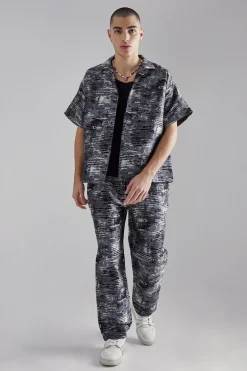 Boxy Textured Camo Shirt And Trouser Set | BoohooMAN UK