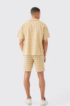 Boxy Textured Grid Check Shirt And Short | BoohooMAN UK