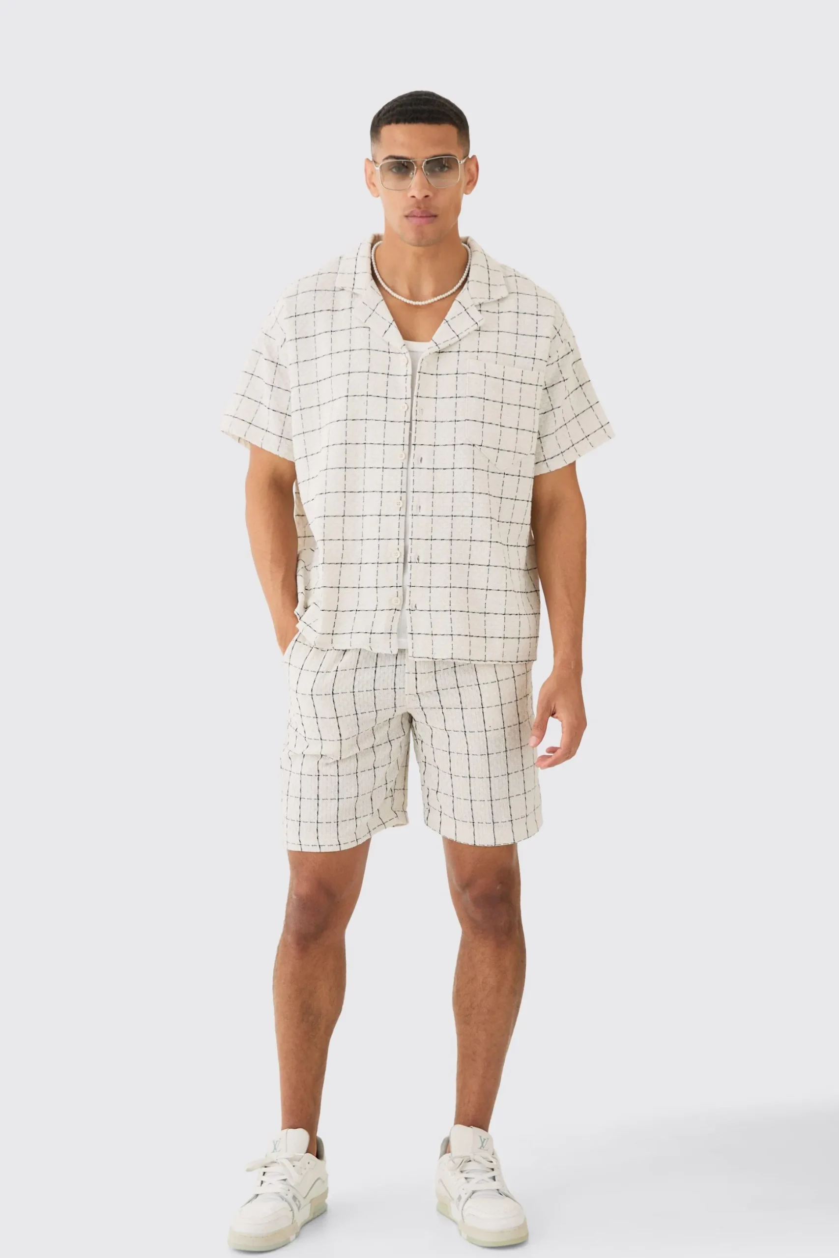 Boxy Textured Grid Check Shirt And Short | BoohooMAN UK