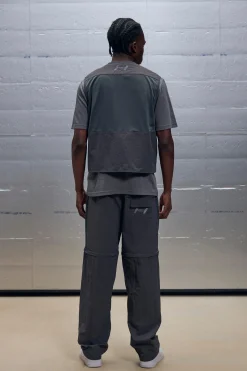 Boxy Utility Mesh Cargo Pocket Vest & Zip Off Trouser Set | BoohooMAN UK