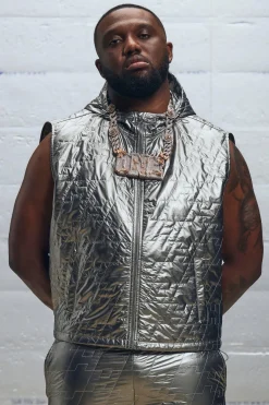 Boxy Utility Metallic Nylon Quilted Hoodie Vest | BoohooMAN UK