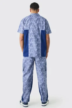 Camo Fixed Waist Gusset Relaxed Trouser | BoohooMAN UK