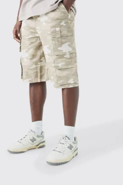 Camo Fixed Waist Multi Cargo Pocket Jorts | BoohooMAN UK