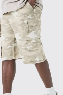 Camo Fixed Waist Multi Cargo Pocket Jorts | BoohooMAN UK