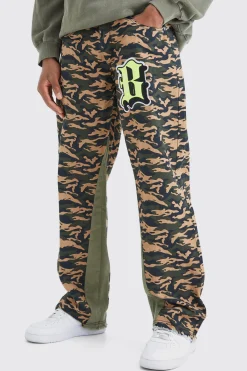Camo Gusset Detail Applique Flared Trousers | BoohooMAN UK