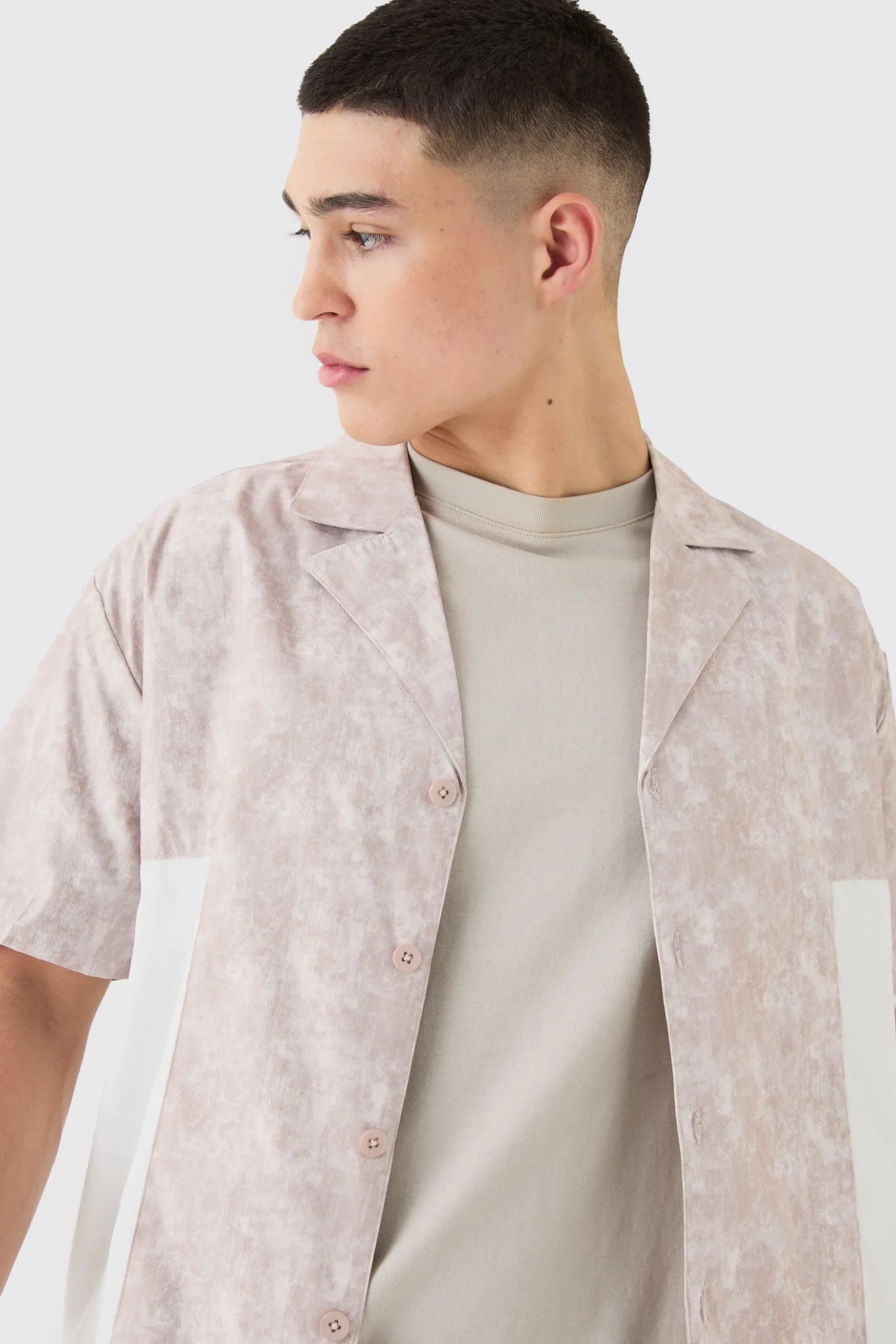 Camo Gusset Detail Shirt | BoohooMAN UK