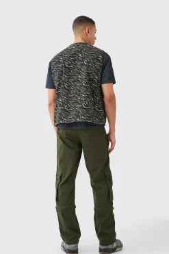 Camo Twill Utility Vest In Black | BoohooMAN UK