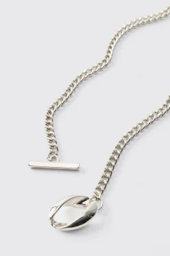 Chain Necklace With Round Pendant | BoohooMAN UK