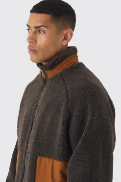 Colour Block Borg And Nylon Jacket In Chocolate | BoohooMAN UK
