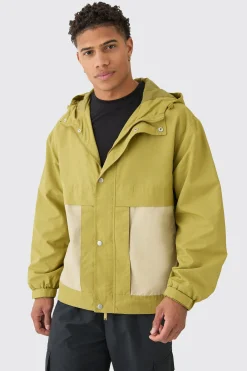 Colour Block Hooded Nylon Windbreaker In Green | BoohooMAN UK