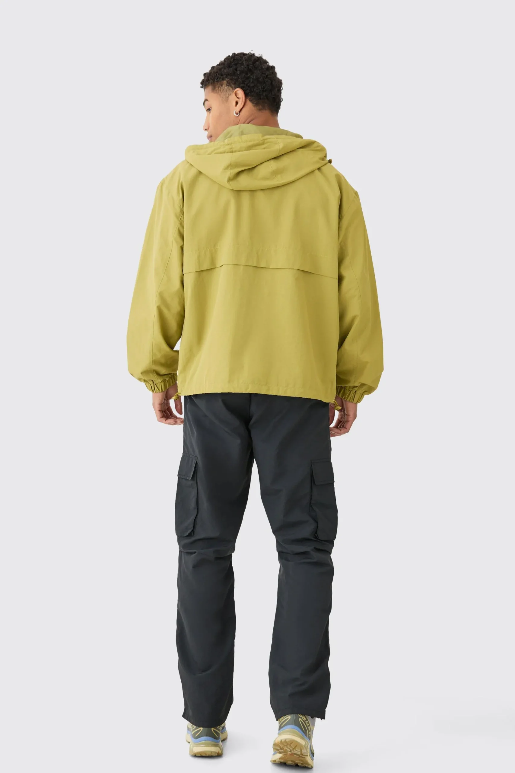 Colour Block Hooded Nylon Windbreaker In Green | BoohooMAN UK