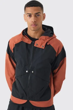 Colourblock Hooded Tech Windbreaker In Rust | BoohooMAN UK