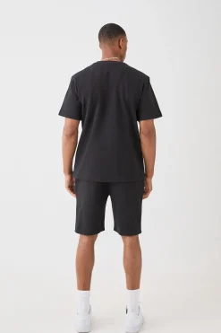 Core T-shirt & Short Interlock Set | BoohooMAN UK