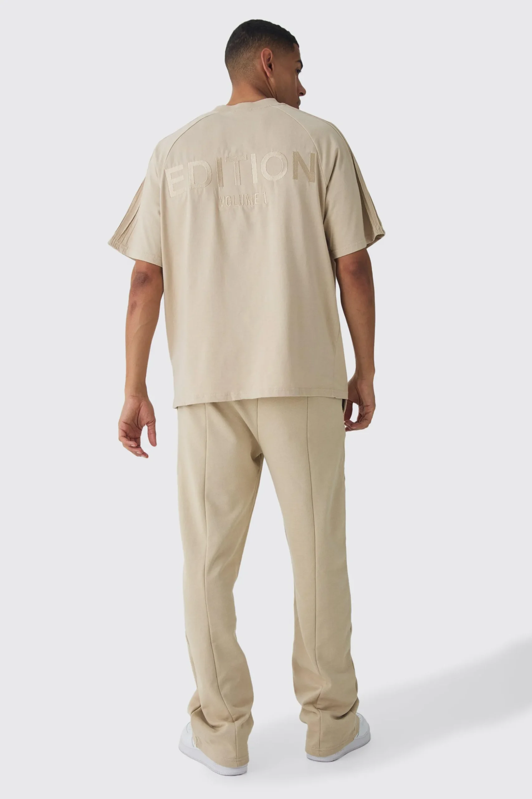 EDITION Oversized Heavyweight Pin Tuck T-shirt | BoohooMAN UK